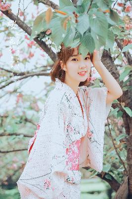 日剧教授对女学生一见钟情